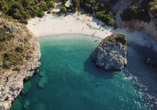 Οι 3 «μυστικές» παραλίες της Μάνης - Πέτρινες, με κρυστάλλινα νερά και άγρια ομορφιά
