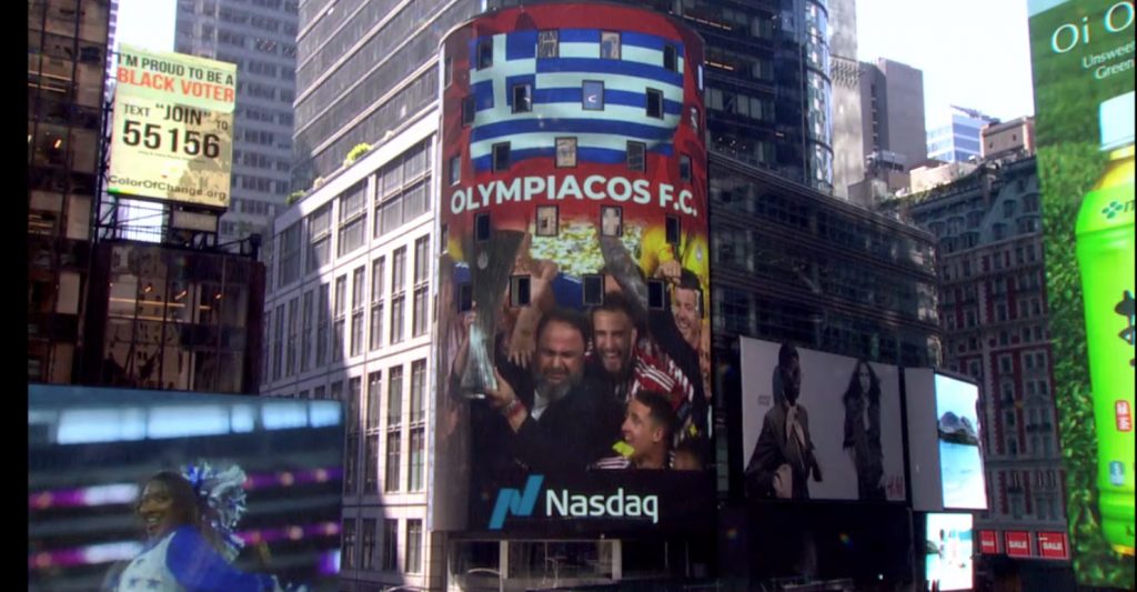 Ο Ολυμπιακός και η κατάκτηση του Conference σε billboard στην Times Square! (vid)