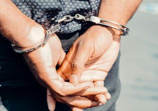 Θεσσαλονίκη: Συνελήφθη 44χρονος για σεξουαλική παρενόχληση 34χρονης υπαλλήλου καταστήματος εστίασης
