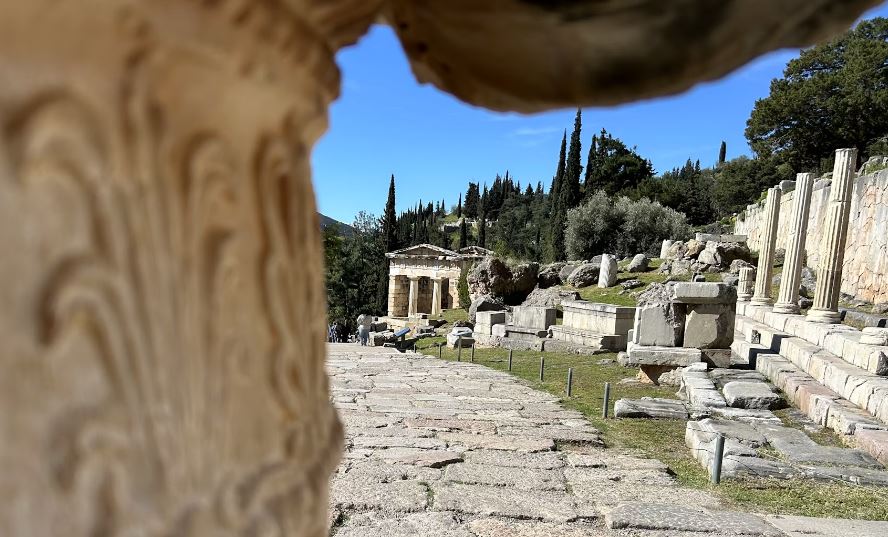 Μονοήμερη στους Δελφούς από την Αθήνα – Μια γεμάτη εμπειρία