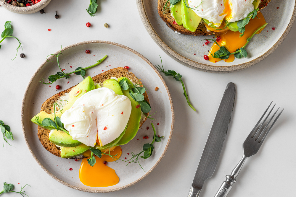 Τα τρόφιμα γεμάτα πρωτεΐνη που χρειάζεστε στο πρωινό σας