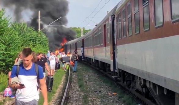 Σλοβακία: 6 νεκροί και 5 τραυματίες σε σύγκρουση της αμαξοστοιχίας Eurocity με λεωφορείο