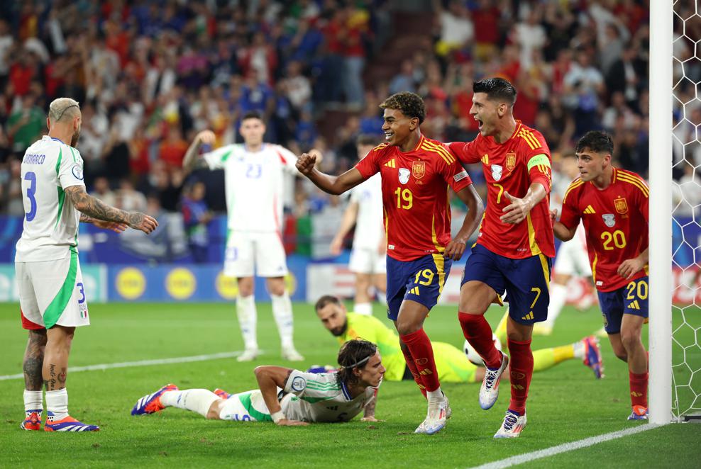 Ισπανία- Ιταλία 1-0: Οι Ισπανοί διέλυσαν τους πρωταθλητές Ευρώπης και πέρασαν στους «16» (vids)