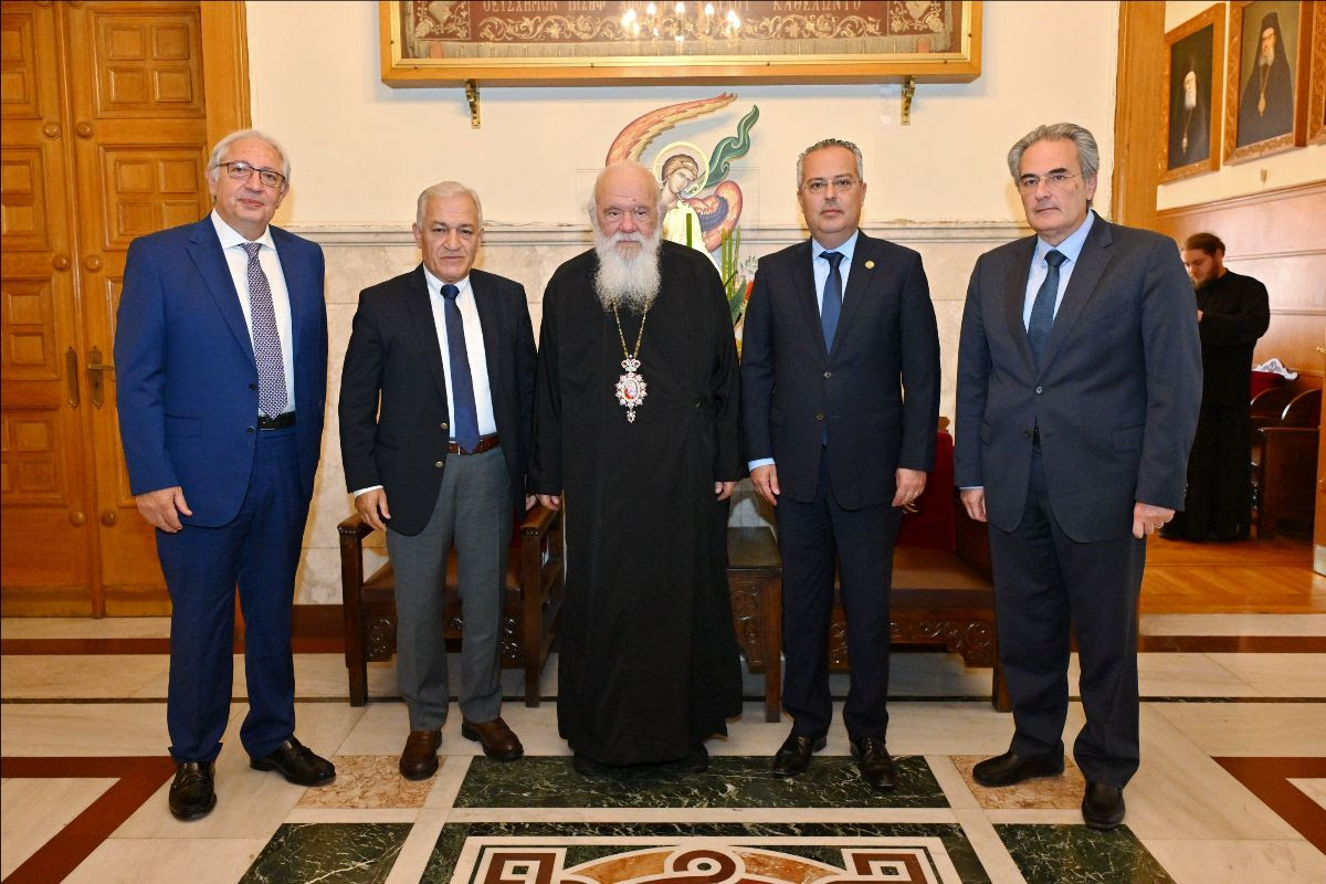 Συνάντηση του Προέδρου της ΚΕΔΕ Λάζαρου Κυρίζογλου με τον Μακαριότατο Αρχιεπίσκοπο Αθηνών και πάσης Ελλάδος κ.κ. Ιερώνυμο
