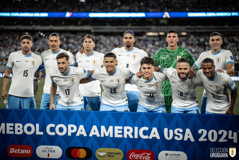 Στους «16» με πεντάρα η Ουρουγουάη (5-0) – Ήττα και «μπελάδες» για τις ΗΠΑ (2-1, vids)