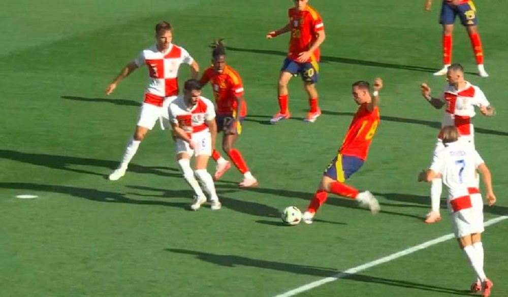 Καταιγιστική η Ισπανία: 2-0 με γκολάρες από Μοράτα και Ρουίθ (vids)