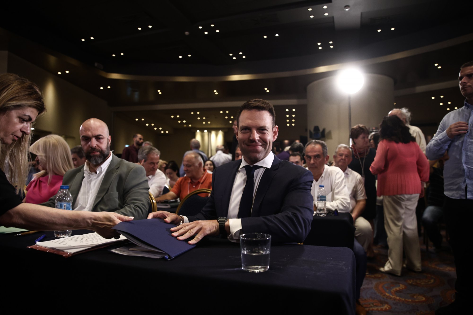 Συνεχίζονται οι «μετασεισμοί» στον ΣΥΡΙΖΑ μετά την αποχώρηση Δραγασάκη - Νέες αναταράξεις εν μέσω γκρίνιας για τα οικονομικά