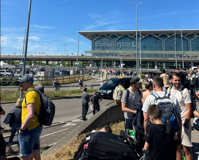 Ολυμπιακοί Αγώνες - Γαλλία: Επαναλειτούργησε το αεροδρόμιο Βασιλείας - Μυλούζης στα σύνορα με Ελβετία
