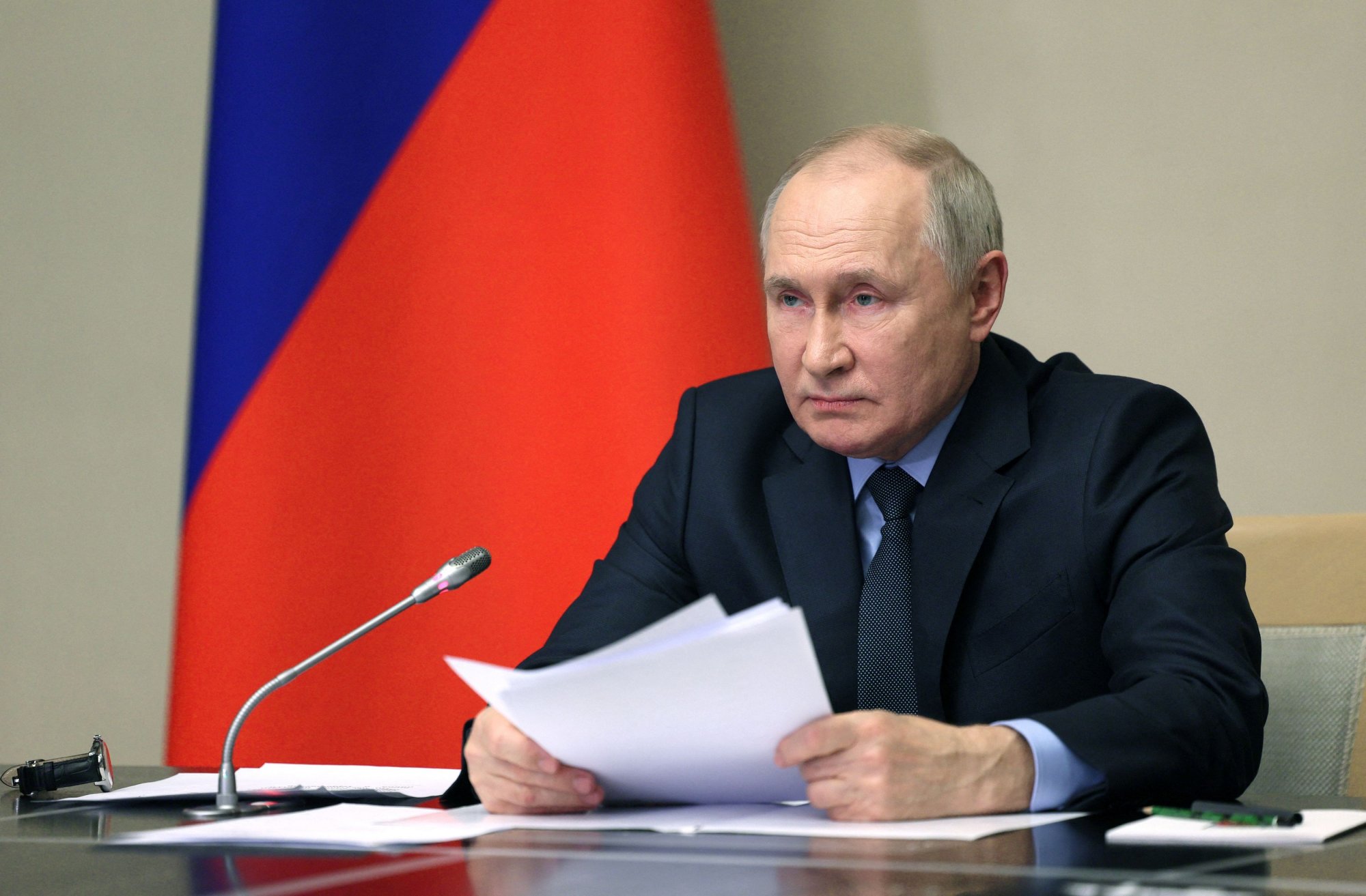 Βλαντίμιρ Πούτιν: Νέες απειλές επανέναρξης παραγωγής πυρηνικών όπλων