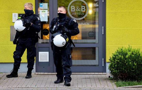 Γερμανία: Επίθεση με μαχαίρι στη Στουτγκάρδη – Δύο τραυματίες, συνελήφθη ο δράστης