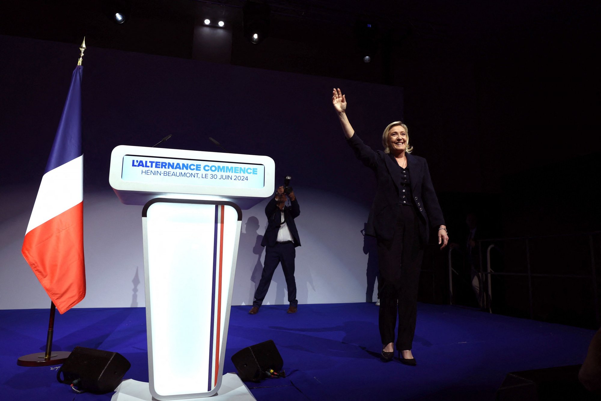 Γαλλία: Θα καταφέρουν να εμποδίσουν την ακροδεξιά να εξασφαλίσει την απόλυτη πλειοψηφία