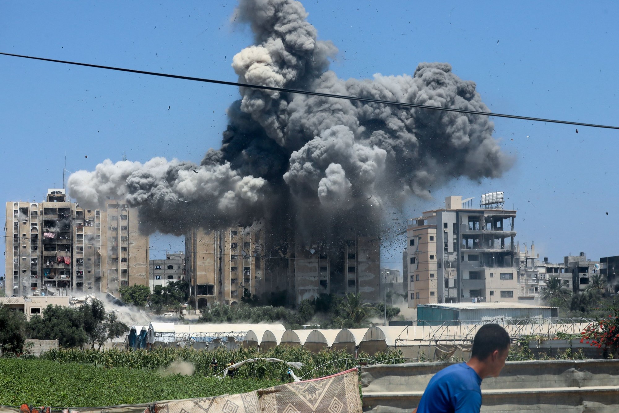 Γάζα: Μάχες με Παλαιστίνιους ενόπλους δίνουν οι IDF στη Ράφα – Νέα ισραηλινά πλήγματα στην κεντρική Λωρίδα