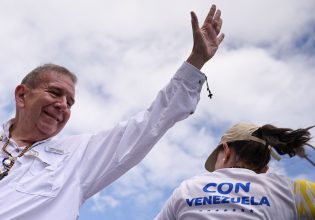 Εντμούντο Γκονσάλες Ουρούτια: Ένας «μειλίχιος παππούς» ως αντίπαλο δέος του Νικολάς Μαδούρο στη Βενεζουέλα