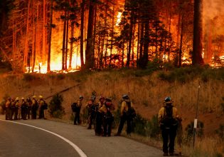 Καλιφόρνια: Η φωτιά καίει 20.000 στρέμματα ανά μία ώρα