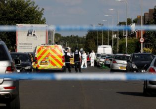 Βρετανία – Σάουθπορτ: 39 αστυνομικοί τραυματίστηκαν στα επεισόδια με στόχο τζαμί