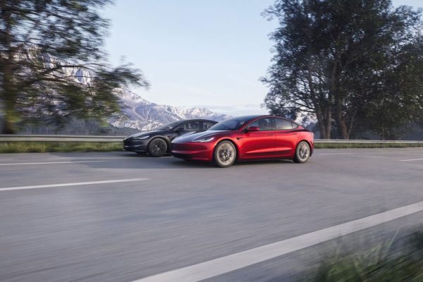 Αύξηση τιμών στο Tesla Model 3 λόγω δασμών