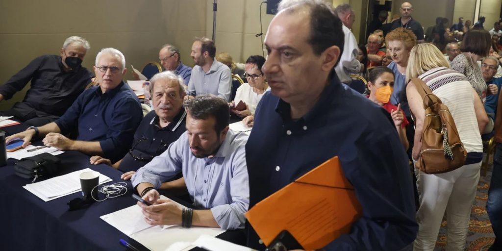 ΣΥΡΙΖΑ: Μύδροι Σπίρτζη κατά Κασσελάκη – «Πρώτη φορά ρευστοποιείται κόμμα εν λειτουργία»