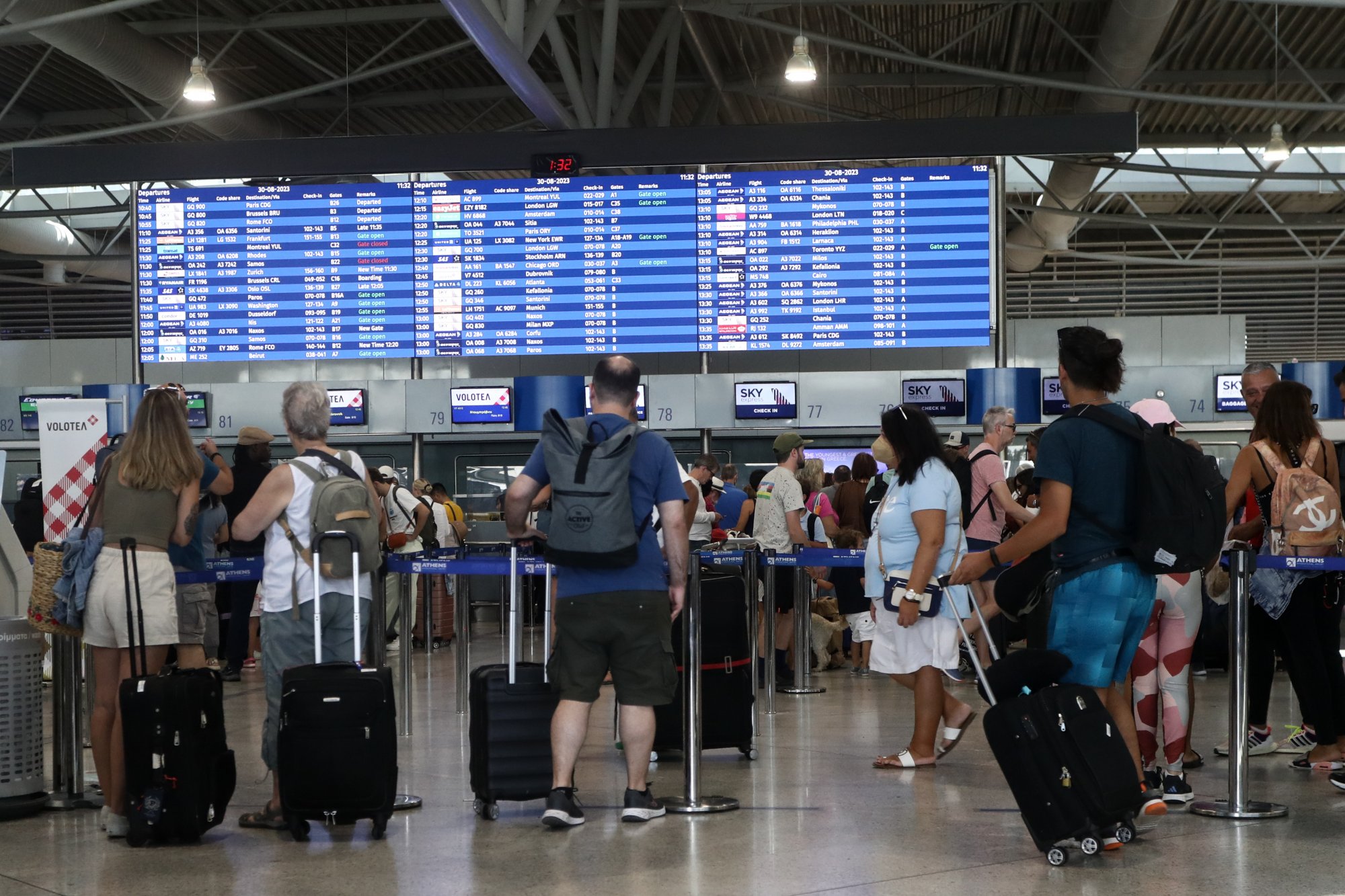 Παγκόσμια τεχνική βλάβη: «Περιορισμένα τα προβλήματα» στο αεροδρόμιο Ελευθέριος Βενιζέλος