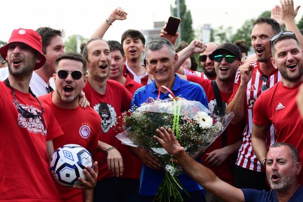 Βράβευσε τον Μεντιλίμπαρ η Θύρα 7 Ολλανδίας (vid)