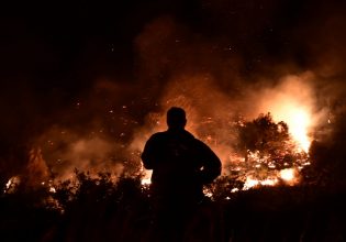 Φωτιά στην Εύβοια: Ξεκινούν τις ρίψεις τα εναέρια μέσα