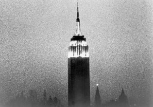 Η οκτάωρη ταινία του Άντι Γουόρχολ για το Empire State Building κυκλοφόρησε το 1964 και δίχασε