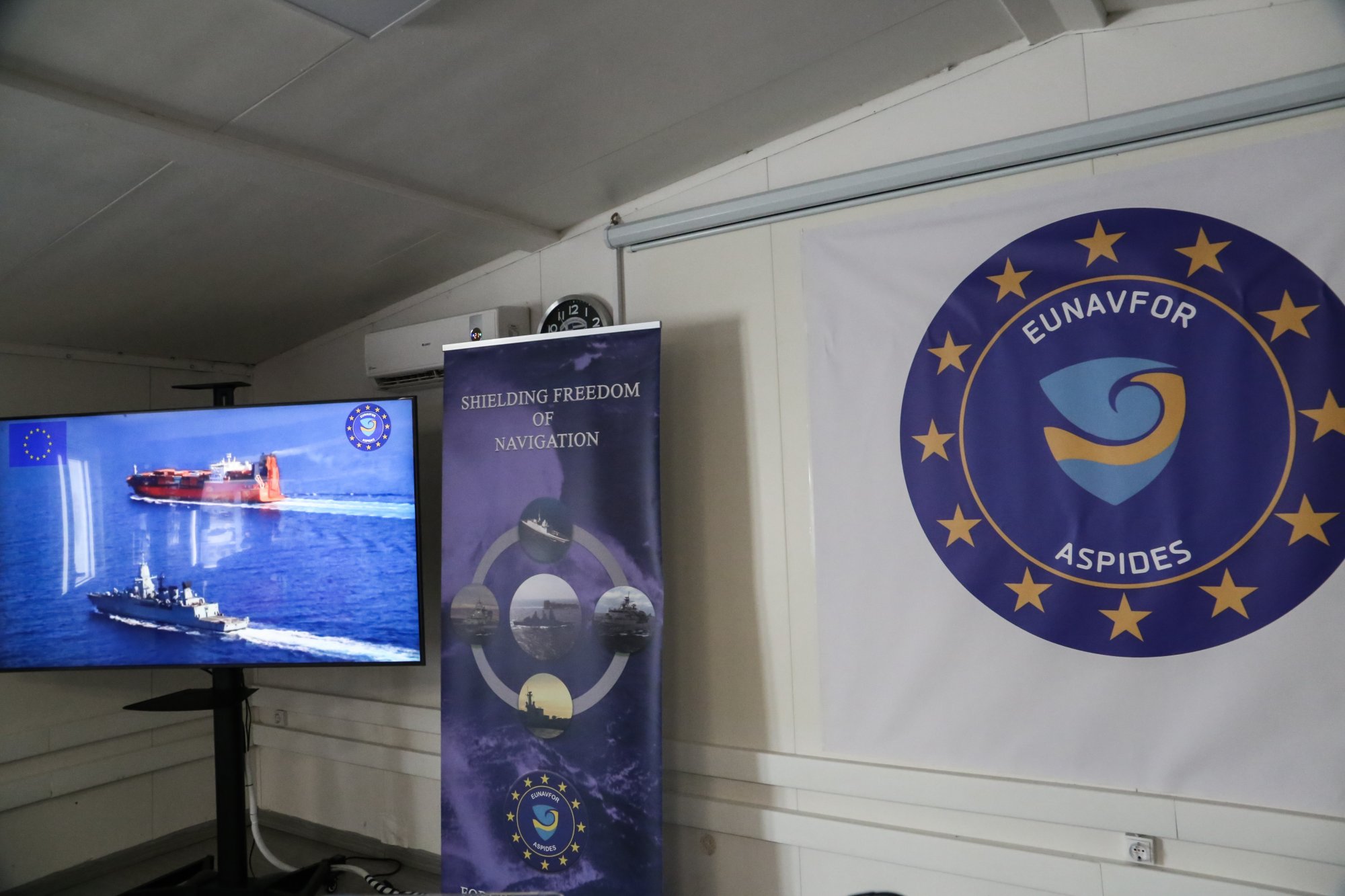 Ζοζέπ Μπορέλ: Επίσκεψη στο στρατηγείο Λάρισας - «Η ΕΕ μπορεί να δράσει αποτελεσματικά ως ναυτική δύναμη ασφάλειας»