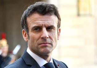 Εκλογές Γαλλία: «Δεν θα συγκυβερνήσουμε με τον Μελανσόν», δηλώνει ο Μακρόν
