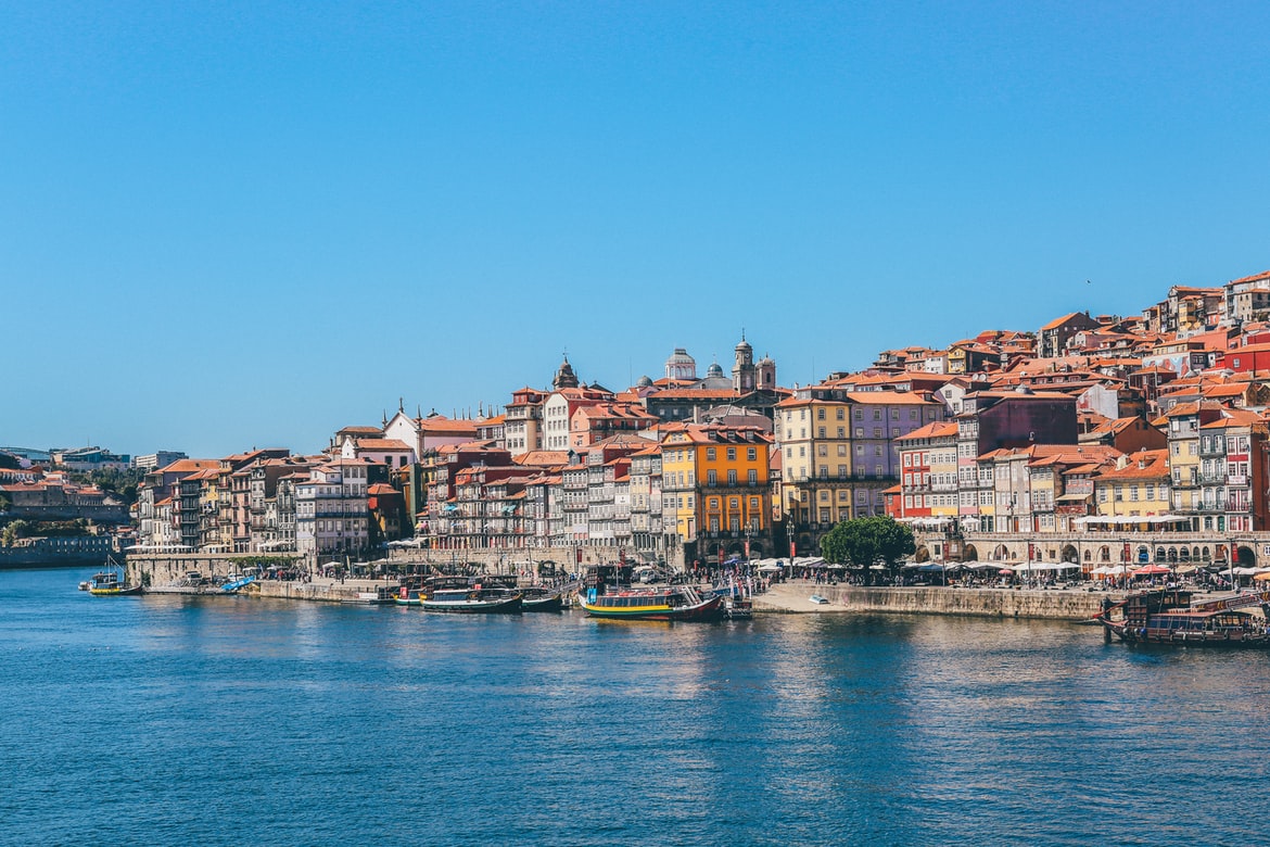 Πορτογαλία: Ετοιμάζει πακέτο φοροελαφρύνσεων, στόχος οι ξένες επενδύσεις
