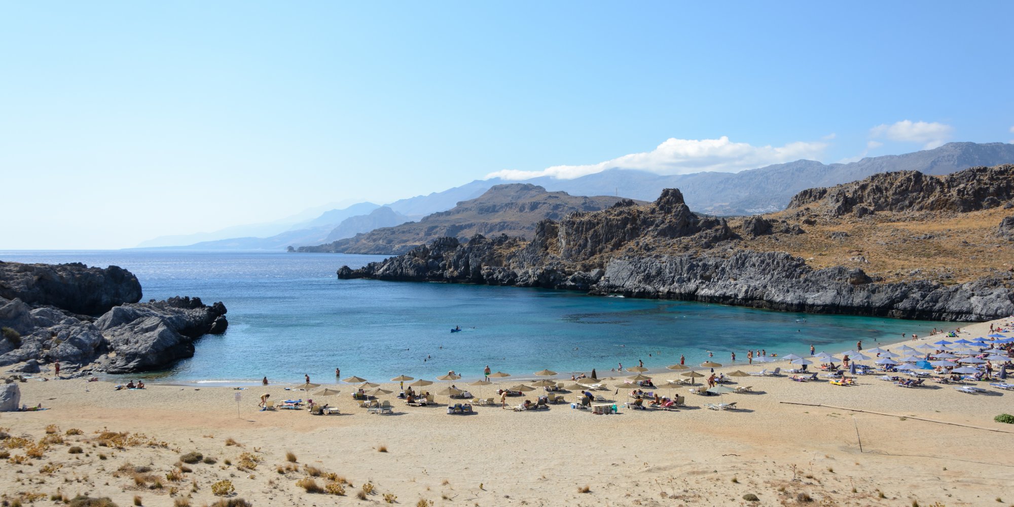 Διακοπές: Σχοινάρια, η παραλία «διαμάντι» της Κρήτης – Ρεκόρ για τα κρυστάλλινα νερά της