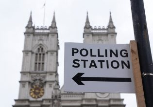 Εκλογές Βρετανία: Ανοίγουν οι κάλπες στο Ηνωμένο Βασίλειο