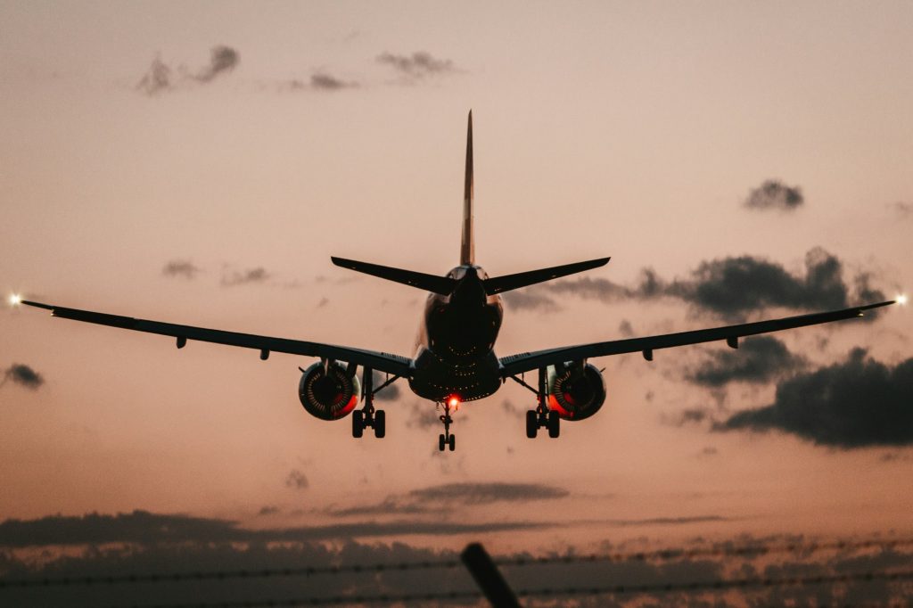 Ηράκλειο: Αναγκαστική προσγείωση στο «Ν.Καζαντζάκης» - Επιβάτες ζητούσαν επιτακτικά αλκόολ από το πλήρωμα