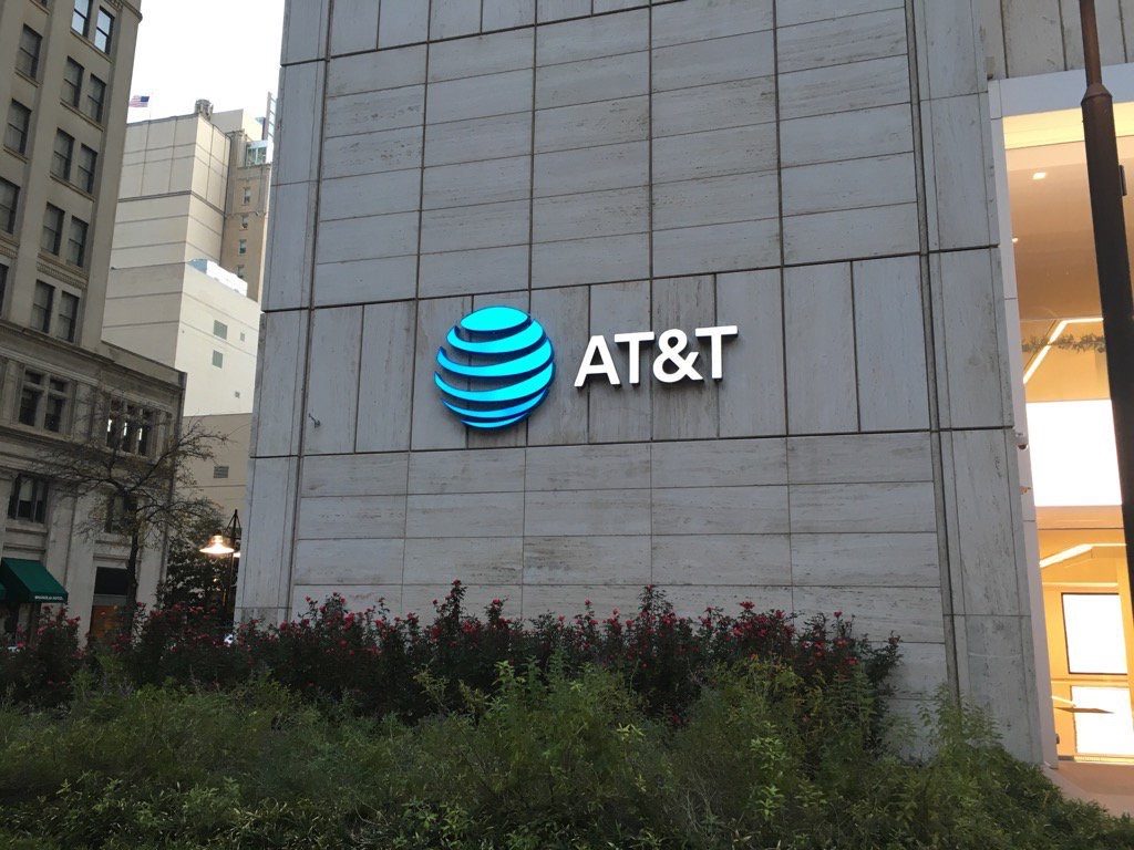 AT&T: Μαζική παραβίαση σε προσωπικά δεδομένα «σχεδόν όλων» των πελατών