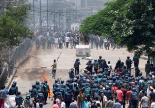 Μπανγκλαντές: Δεκάδες νεκροί από τις ταραχές, καίγεται η δημόσια τηλεόραση, διακόπηκε η σύνδεση στο διαδίκτυο