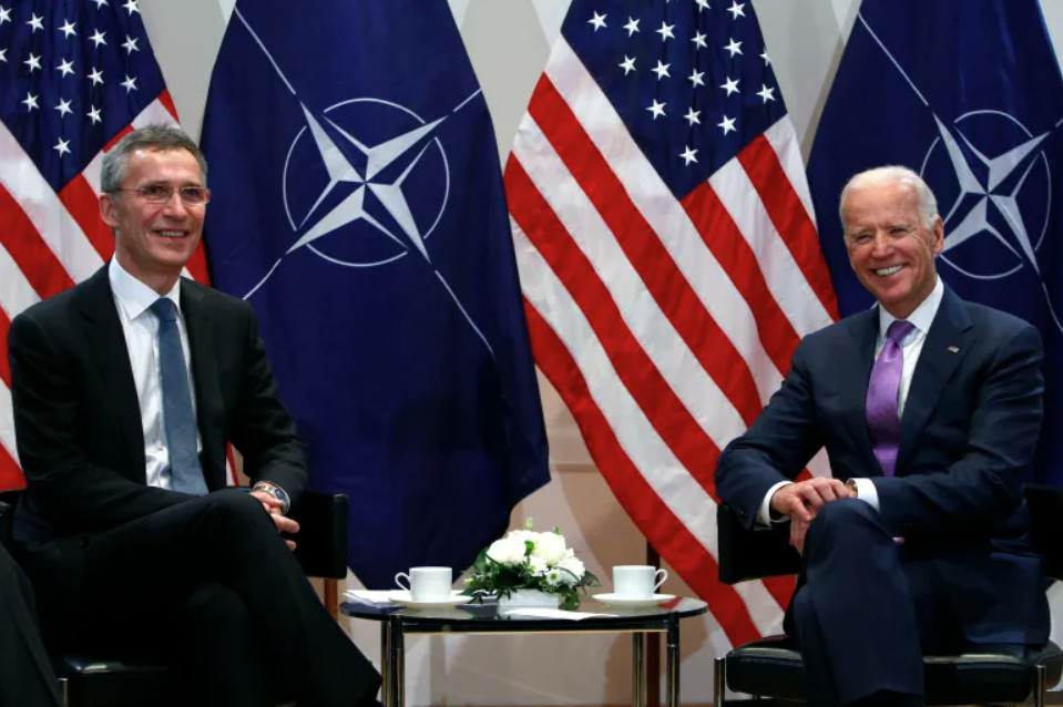 Η εσωτερική αντίφαση του NATO που το καθιστά… ασόβαρο