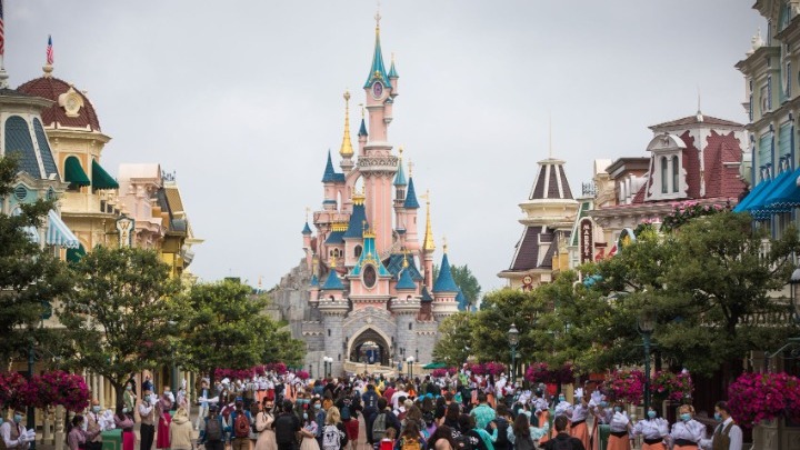 Disneyland Paris: Για πρώτη φορά επίδειξη μόδας
