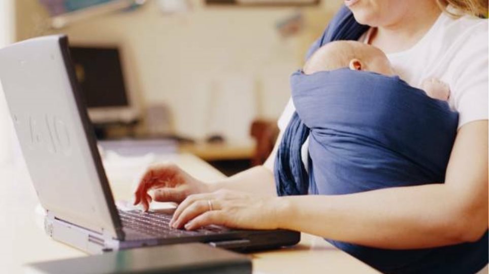Τροπολογία ΠΑΣΟΚ για την άρση των περιορισμών στη χορήγηση επιδόματος μητρότητας
