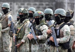 Ισημερινός: Οι δυνάμεις ασφαλείας ανέκτησαν σπίτια που είχαν καταλάβει συμμορίες