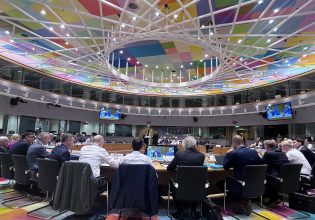 Eurogroup: Τα κράτη-μέλη δεσμεύτηκαν για λιτότητα και μείωση του χρέους