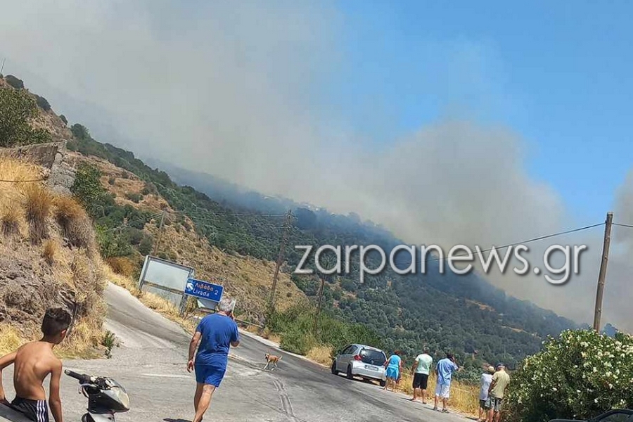 Φωτιά στα Χανιά: Στις φλόγες αγροτοδασική έκταση – Εκκενώνονται 2 οικισμοί