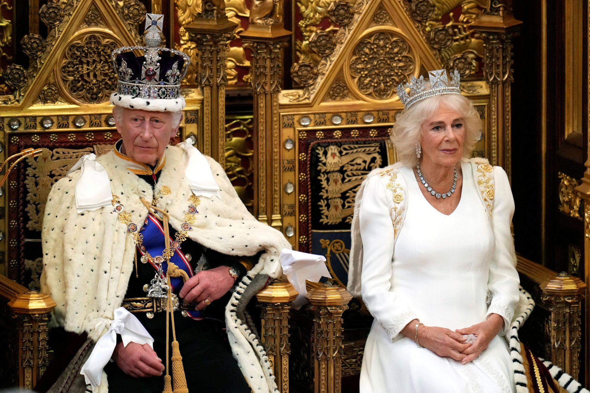 Όταν ο βασιλιάς Κάρολος χάνει την ψυχραιμία του - Και δεν είναι λίγες