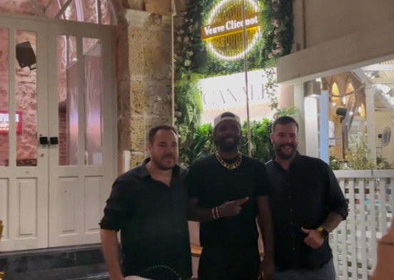 Ο σταρ του NBA Kyrie Irving στην Ελλάδα – Το απίστευτο φιλοδώρημα που άφησε σε εστιατόριο στην Κρήτη