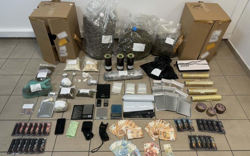 Θεσσαλονίκη: Συνελήφθη 26χρονος για εισαγωγές - εξαγωγές ναρκωτικών μέσω ταχυδρομικών δεμάτων