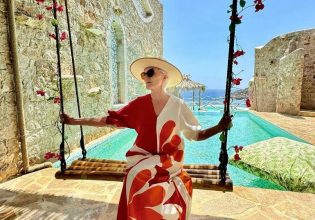 Η μητέρα του Έλον Μασκ εξερευνά την Ελλάδα και μοιράζεται μοναδικά στιγμιότυπα στο Instagram
