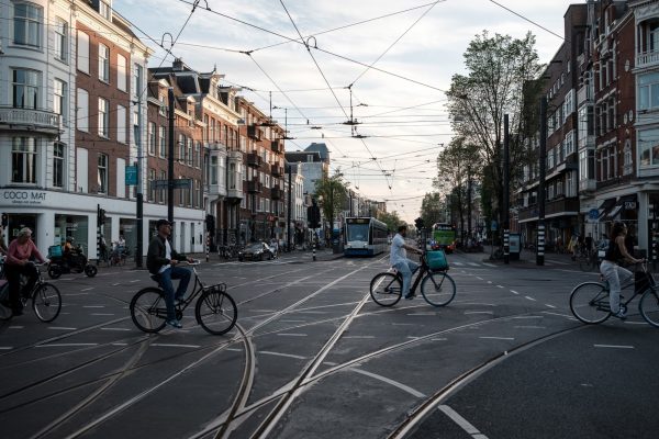 Ηλεκτρικά ποδήλατα: Θεαματική αύξηση πωλήσεων στην Ευρώπη