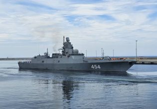 Βενεζουέλα: Ρωσικά πολεμικά πλοία έφτασαν στη Λα Γκουάιρα «σημαντική περιοχή επιχειρησιακής δράσης»