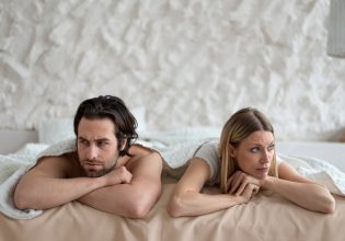 Σεξουαλική ζωή: Πώς αλλάζει ανάλογα με τη δεκαετία που διανύουμε