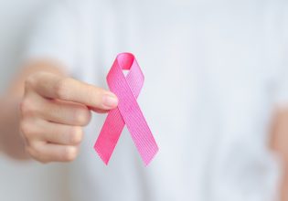 Καρκίνος: Οι αλλαγές στον τρόπο ζωής που προλαμβάνουν 4 στις 10 περιπτώσεις