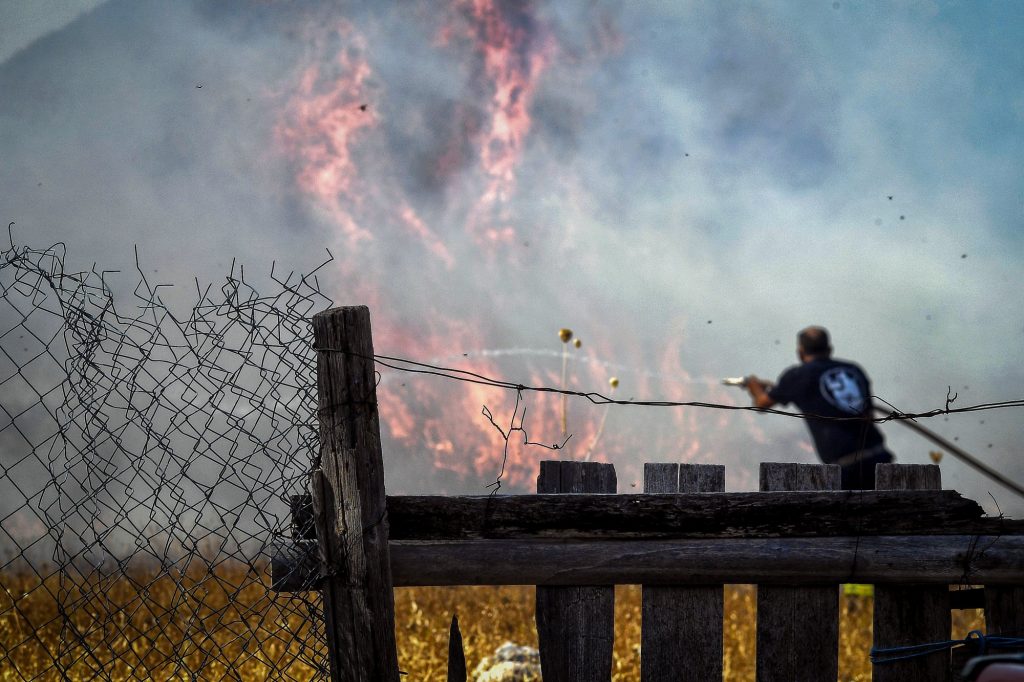 Φωτιά στο Σοφικό: Εθελοντής πυροσβέστης υπέστη καρδιακό επεισόδιο