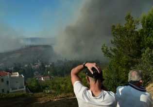 ΣΥΡΙΖΑ για Μητσοτάκη: Μόνο ντροπή – Ξανάβαλε μπροστά το αφήγημα της «ατομικής ευθύνης» για τις φωτιές