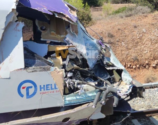 Αυλίδα – Σύγκρουση τρένου με φορτηγό: Τρεις ελαφρά τραυματίες, δύο παιδιά ανάμεσά τους